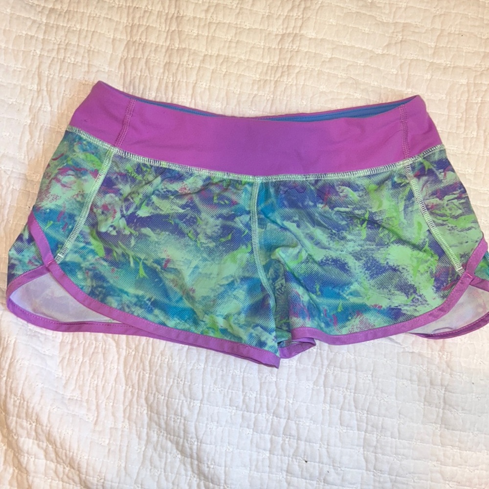 IVIVVA GIRLS SHORTS!